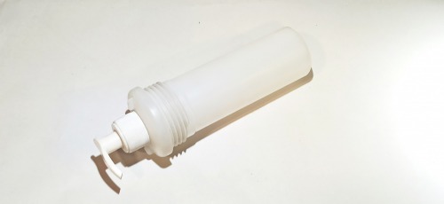 Pojemnik mydła z dozownikiem do zbiornika