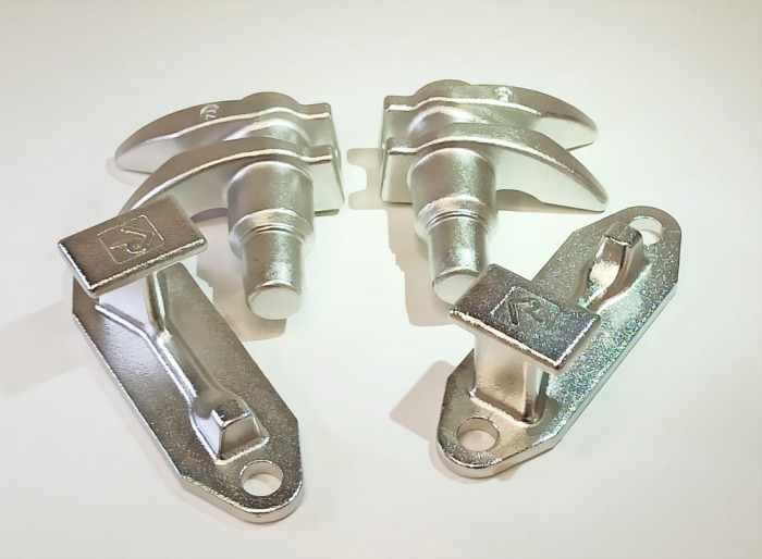 Gniazdo i hak do zamka zewnętrznego 22 mm