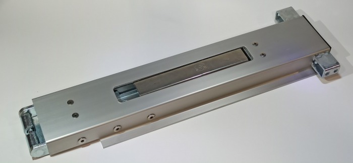 Słupek 400 mm wypinany z kieszenią i zaślepką