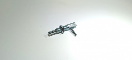 Element zabezpieczający słupa